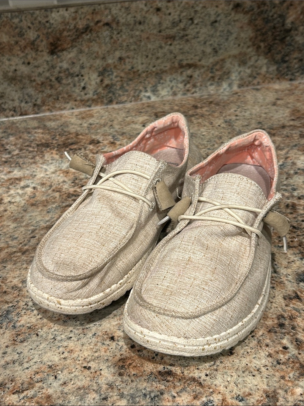 Hey Dude Wendy  Chambray White Nut Beige Canvas Casual Lace-Up Shoes Size 6